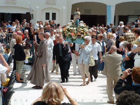 NIMES MAI 2007 LES AMIS DE CARTEAUX 2007 07.jpg